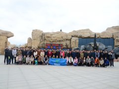 公司組織員工春游，熔煉團(tuán)隊